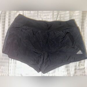 Adidas shorts M